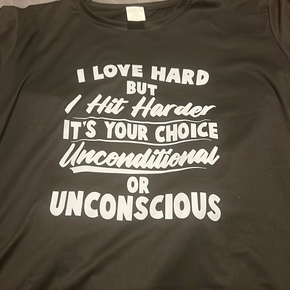 Graphic tee